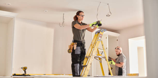 Best Residential Electrician Services  in Grove City, FL