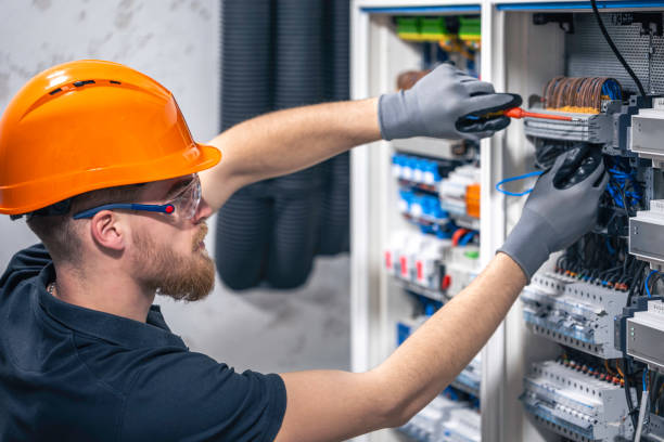 Best Electrical Contractors for Businesses  in Grove City, FL